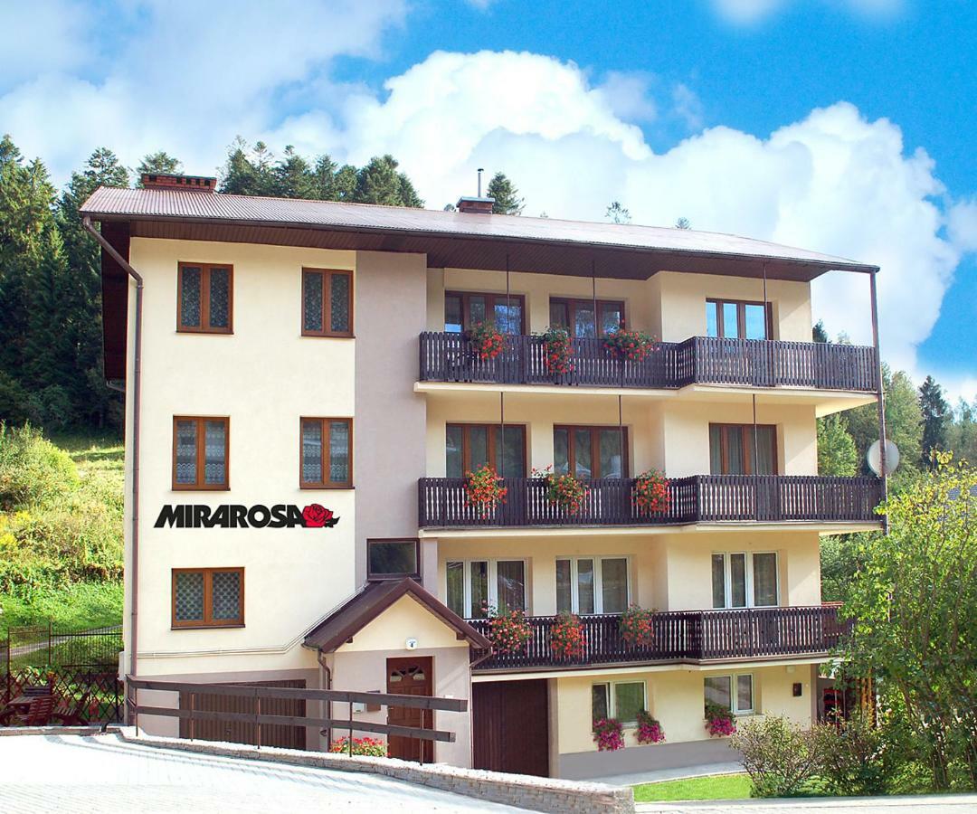 Mirarosa Hotel Krynica Zdroj Ngoại thất bức ảnh