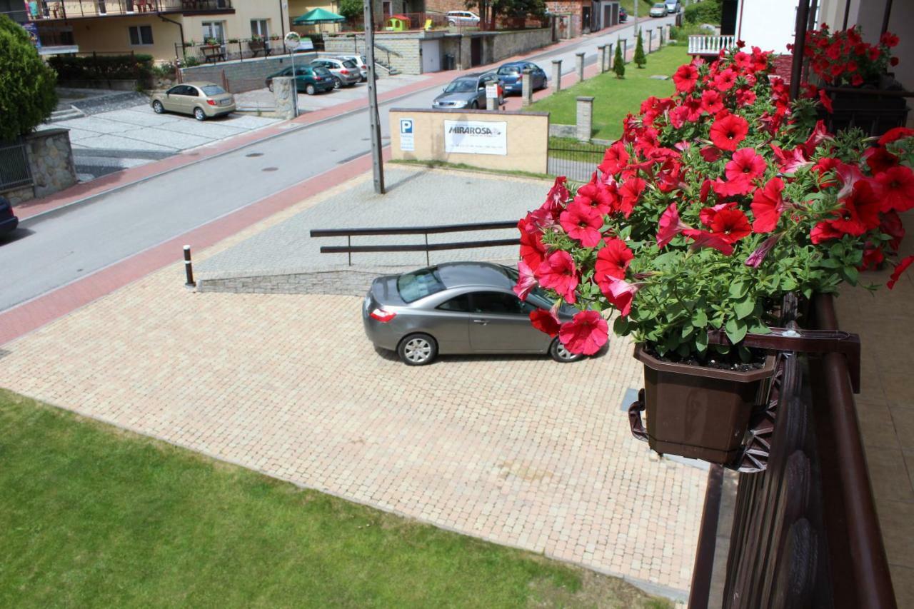 Mirarosa Hotel Krynica Zdroj Ngoại thất bức ảnh